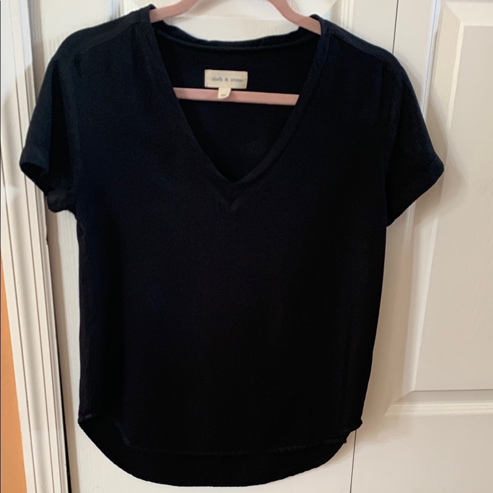 Cloth & Stone Black V-Neck Short Sleeve Top
